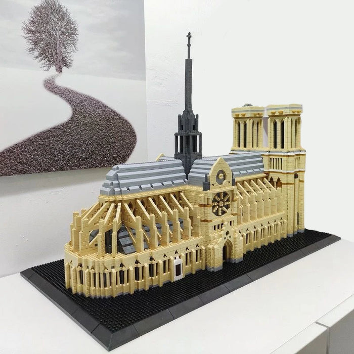 Notre-Dame DE Church Paris (7380Pieces)-No Box